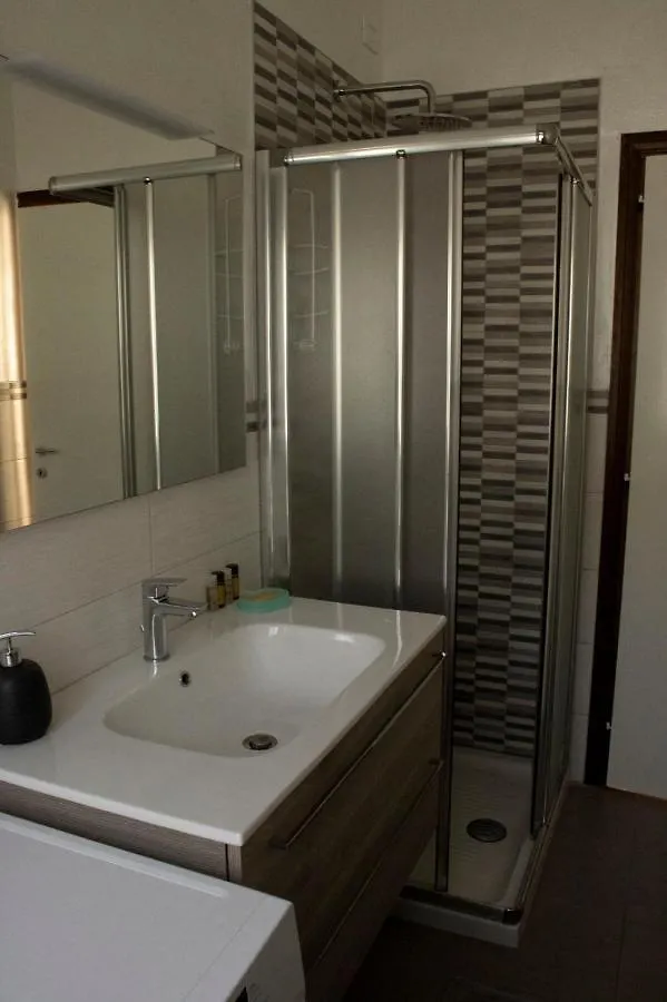 Holiday home Un Nido Sul Lago Ranzanico