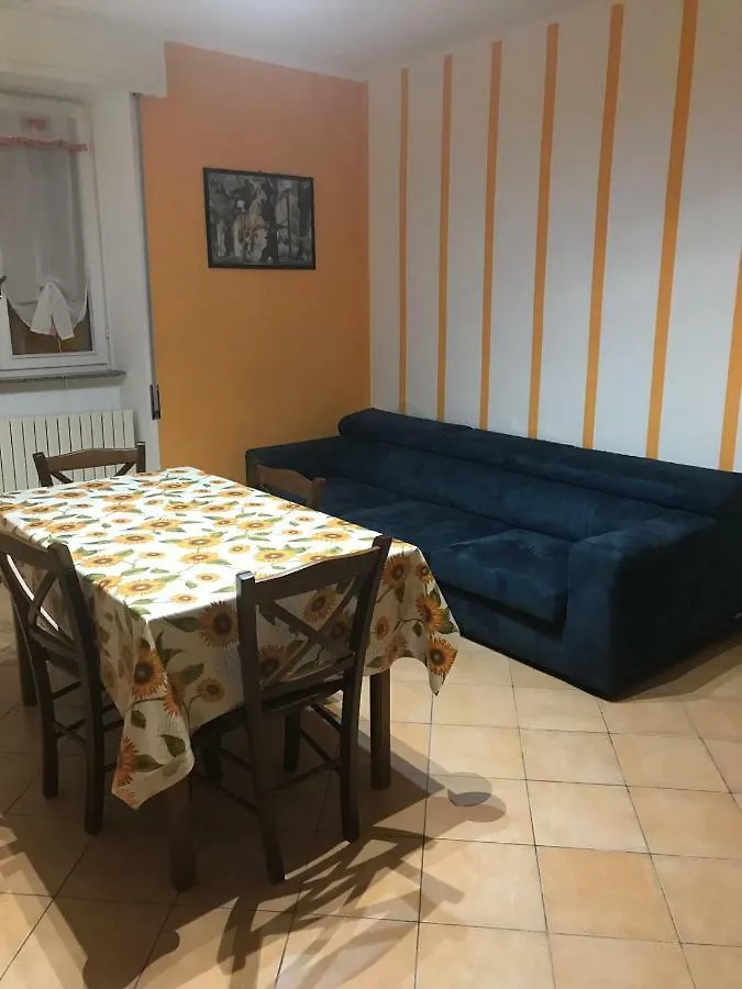 Un Nido Sul Lago Ranzanico 0*,