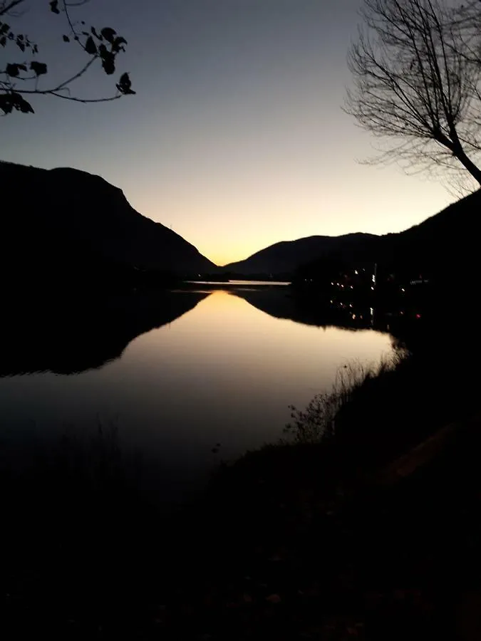 Un Nido Sul Lago Ranzanico Holiday home